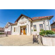 Csomád Községi Könyvtár