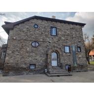 Könyvtári, Információs és Közösségi Hely